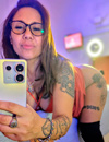 madurita completa con tatuajes milff
