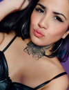 escort con tatuajes 